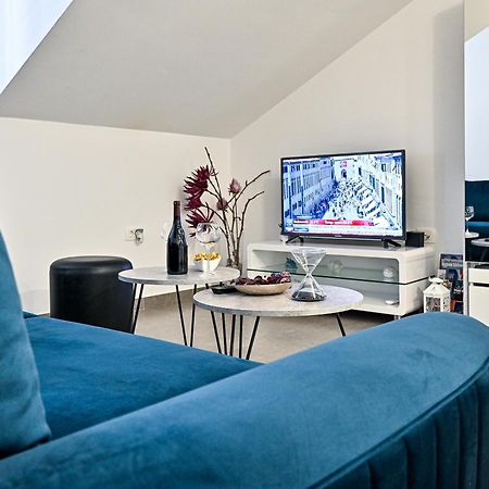 New Modern Studio Apartment Nina Ragusa Esterno foto
