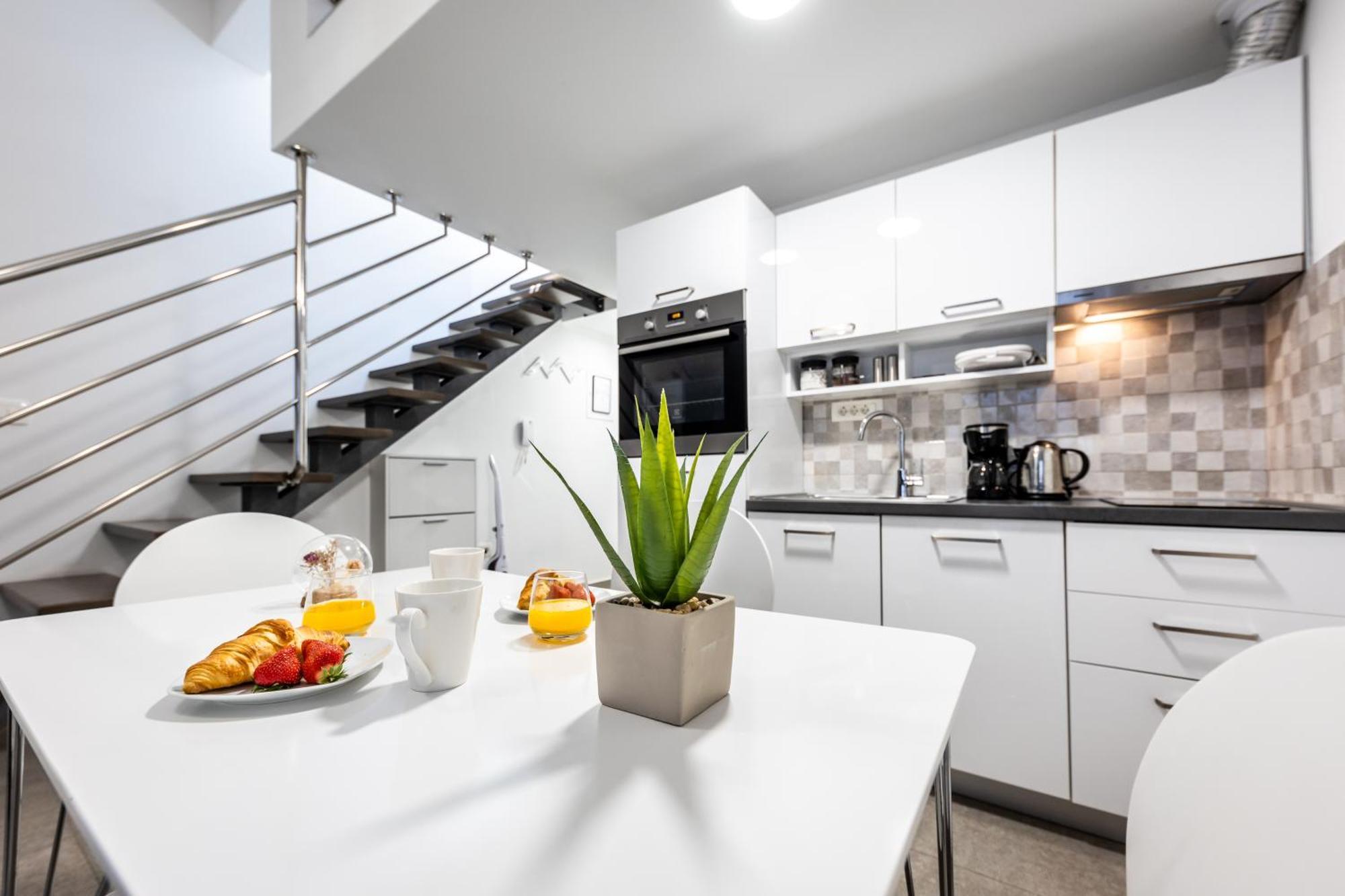 New Modern Studio Apartment Nina Ragusa Esterno foto